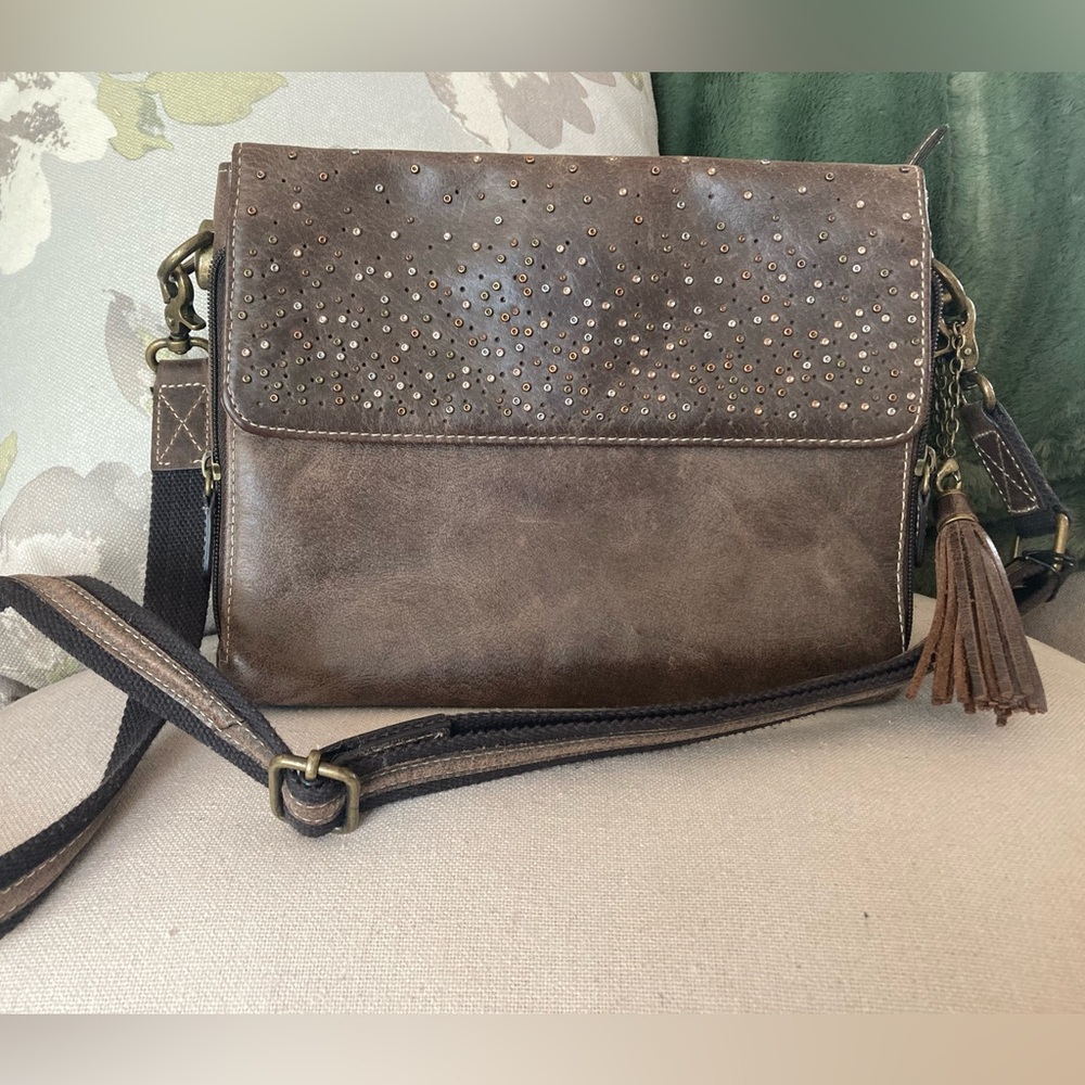 Gun Tote’n Mamas concealed, carry Crossbody purse, distressed, buffalo leather